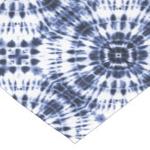 ダークブルー絞り染めパターン ミディアムテーブルランナー (コーナー)