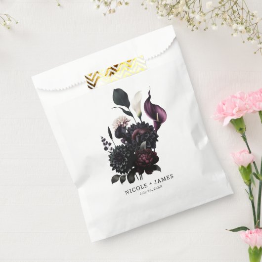 ダークムーディロマンチックフローラ結婚式の引き出物 フェイバーバッグ (封をした状態)