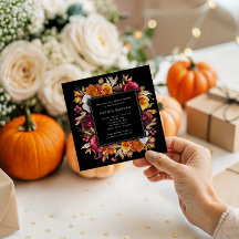 ダークムーディーな秋の花をフィーチャーしたロマンチックなブライダルシャワー