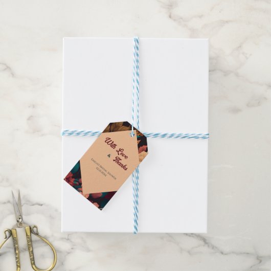 ダークリッチフラワーテーマのブライズシャワー ギフトタグ (より糸付き)