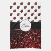 ダークレッドラディバグフェイクグリッタースパークルズモノグラム キッチンタオル (縦)