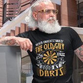 ダーツが得意なオールドガイおもしろい- Dart Tシャツ