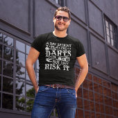 ダーツのない日 – ダーツおもしろいファン Tシャツ