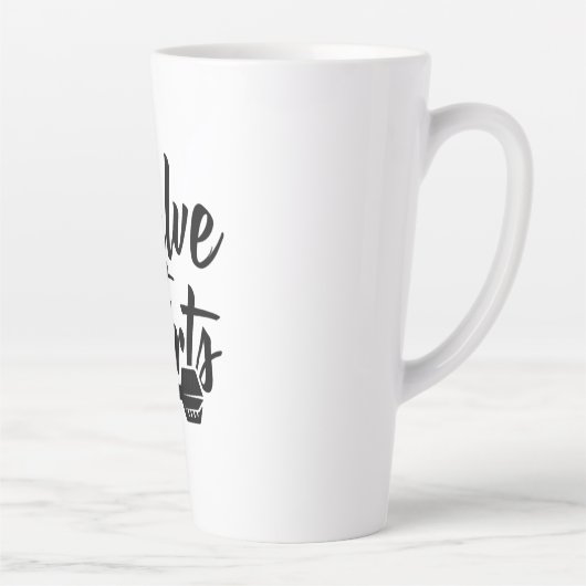 ダーツを半分にする カフェラテマグ (右)