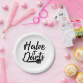 ダーツを半分にする ペーパープレート (パーティー)