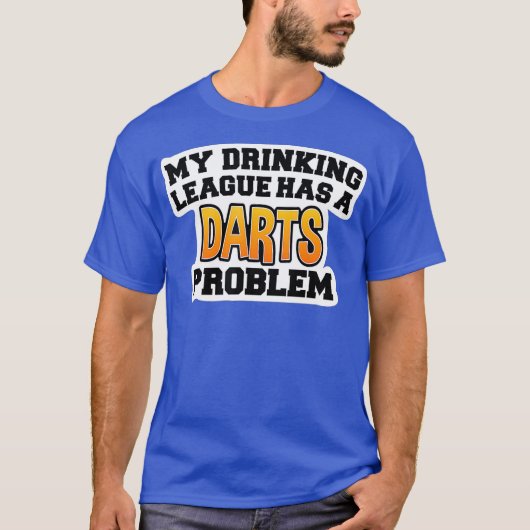 ダーツシャツ私の飲み会はダーツを持っている Tシャツ (正面)