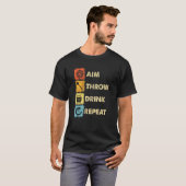 ダーツプレイヤーがダーツを投げるコツ 4 Tシャツ (正面フル)