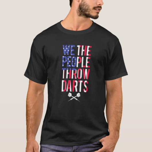 ダーツ投げ用アメリカ国旗デザイン アメリカ人用 Tシャツ (正面)