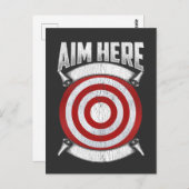 ダーツ選手がブルズイ・アックス投擲目標を狙う ポストカード (正面/裏面)