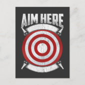 ダーツ選手がブルズイ・アックス投擲目標を狙う ポストカード (正面)