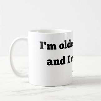 ダートおもしろいコーヒーカップより年上の誕生日 コーヒーマグカップ