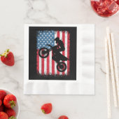 ダートバイクアメリカンフラッグモトクロスバイクもしくは自転車に乗る人メンボーイズV 縁ありランチョンナプキン (インサイチュ)