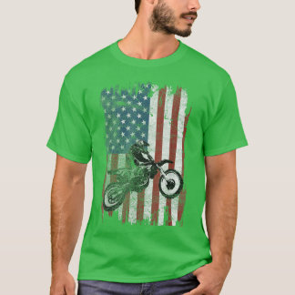 ダートバイクアメリカ国旗モトクロスバイクもしくは自転車に乗る人7月4日 Tシャツ
