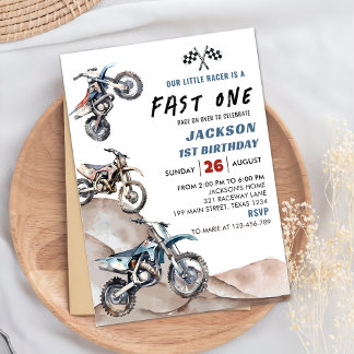 ダートバイクレースボーイファースト誕生日パーティーの招待状 招待状