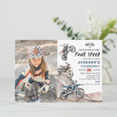 ダートバイクレースボーイ4thバースデーフォト招待状 招待状 (スタンド正面)