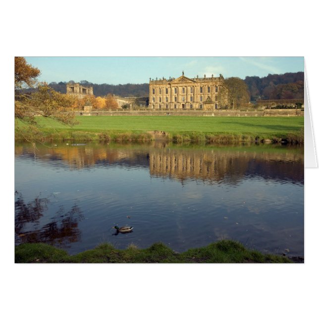 ダービーシャー、イギリスのChatsworthの家 (正面横)