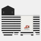 ダービースタイルの大きな赤い帽子とバラのブライダルシャワー フェイバーボックス (見開き)