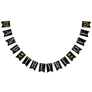 ダービー競馬のパーティーおよびそれらは馬から離れています バンティングフラッグ