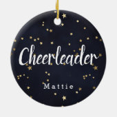 チアリーパーソナライズされたダーのネイビー・ブルーと金ゴールド・スターズ セラミックオーナメント (裏面)