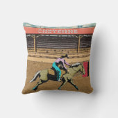 チェイエンロデオ女性のカーボーイバレルレーシングピロー クッション (裏面)