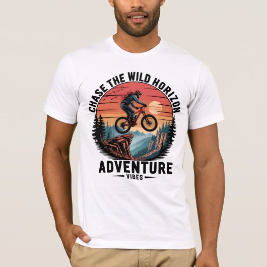 チェイスザワイルドホライゾンマウンテンバイクもしくは自転車に乗る人ヴィンテージアッド Tシャツ (正面)
