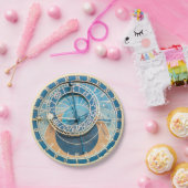 チェコのプラハ天文時計に近づく。 ペーパープレート (パーティー)