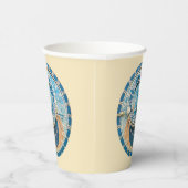 チェコのプラハ天文時計に近づく。 紙コップ (右)