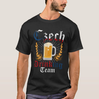チェコの飲みチームのビールと国旗の色オクトベルフェ Tシャツ
