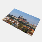 チェコ共和国の旧市街とプラハ城の眺め ドアマット (アングル)