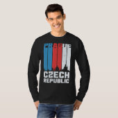 チェコ共和国プラハスカイラインプラハ Tシャツ (正面フル)