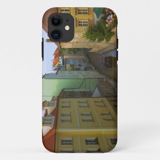 チェコ、プラハの歴史的建造物と運河 Case-Mate iPhoneケース (裏面)