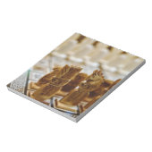 チェスが売りに出る、ハーン・エル・カリリ・バザール。 ノートパッド (回転)