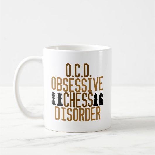 チェスに取り付かれている コーヒーマグカップ (左)