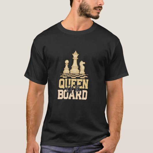 チェスのチェスのチェスのクイーン Tシャツ (正面)