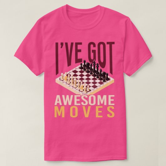 チェスのプレーヤーの戦略ボードゲームチェス Tシャツ (デザイン正面)