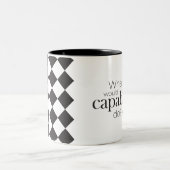 チェスのマグ: Capablancaは何をしますか。 ツートーンマグカップ (中央)
