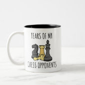 チェスの対戦相手のユーモアの涙 ツートーンマグカップ (左)