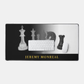 チェスの白黒ピース水色金ゴールド名 デスクマット (キーボード&マウス)