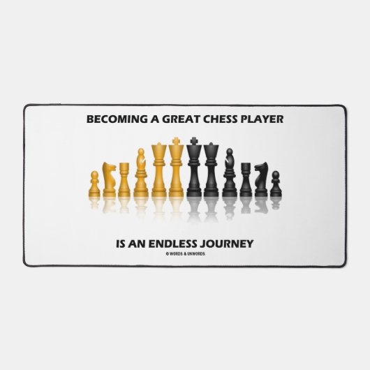 チェスの素晴らし選手として果てしない旅 デスクマット (正面)