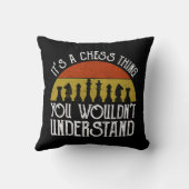 チェスの駒だ – 理解できない クッション (裏面)