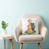 チェスの駒のクイーンと犬 クッション (椅子)