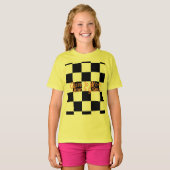 チェスはゲームを超える"市松模様グラフィック" Tシャツ (正面フル)