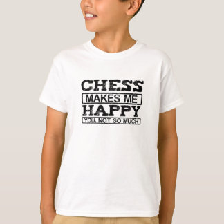 チェスは私を幸せにする Tシャツ