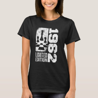 チェスゲーム1962誕生日チェス片将棋士 Tシャツ