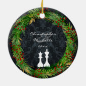 チェスパーソナライズされたホワイトキング、クイーンカップル愛 セラミックオーナメント (裏面)