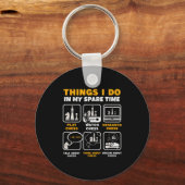 チェスプレイヤーが暇な時にやる面白いこと キーホルダー (正面)