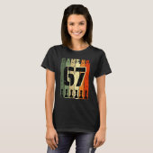 チェスプレーヤー誕生日67歳戦番号67 Tシャツ (正面フル)