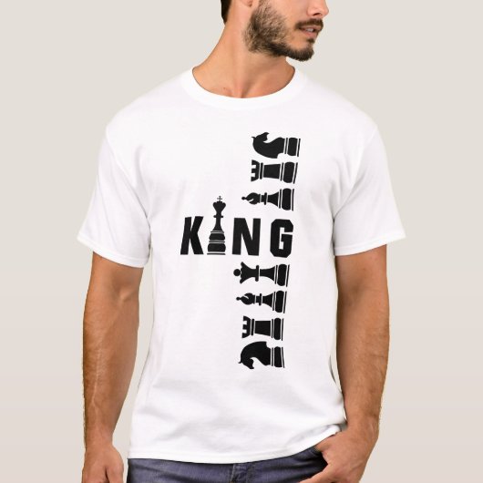 チェスボードのキング - 戦略力の王権デザイン Tシャツ (正面)