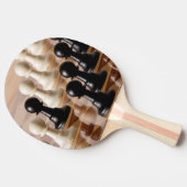 チェス盤のポーン 卓球ラケット (横)