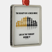 チェス移動の美しいはそれの後ろの思考にあります メタルオーナメント (右)